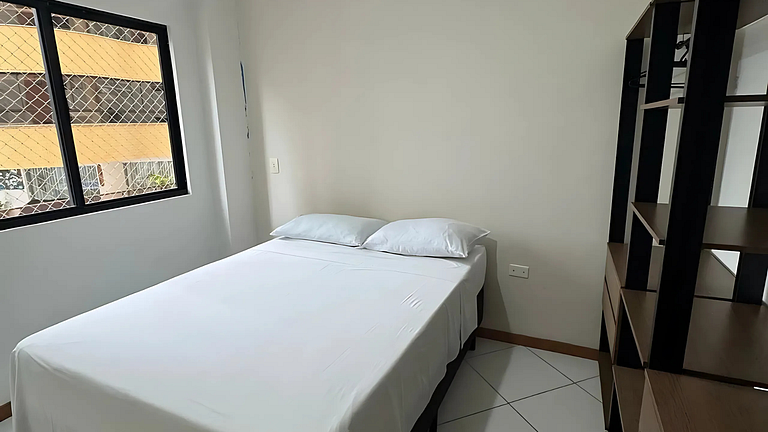 Apto Almeida e Moraes 3 dormitórios 50 Mts Praia de BC