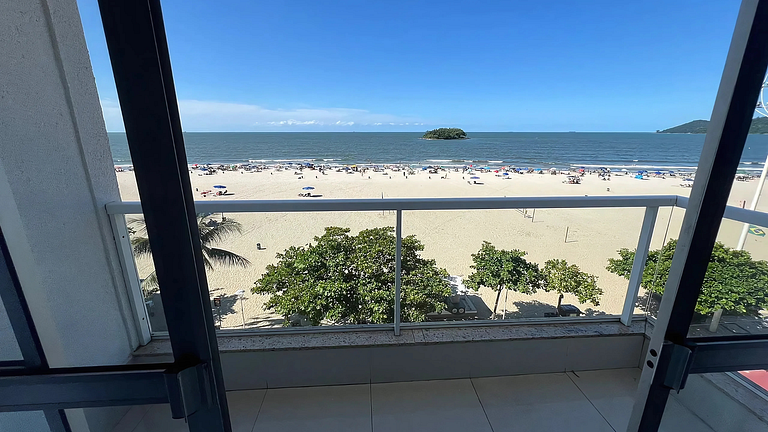 Apto Almeida e Moraes Frente Mar 3 Quartos