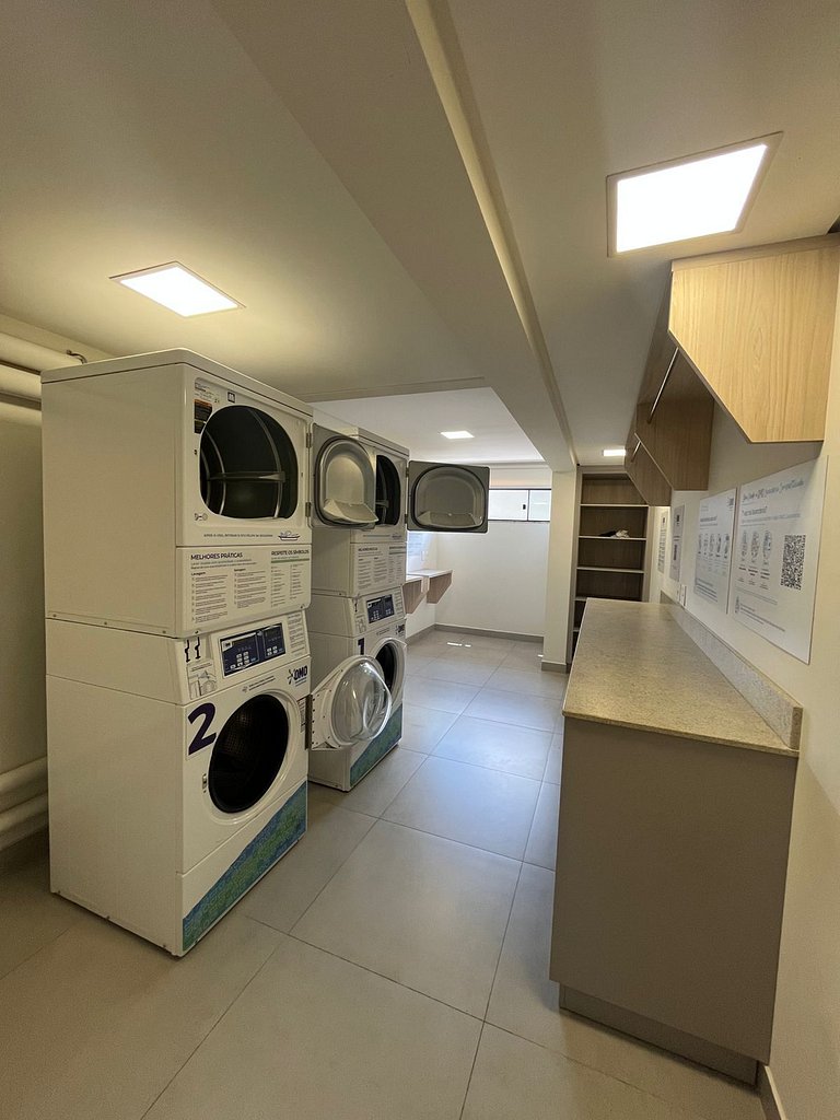 Studio Moderno com garagem próximo a Vila Germânica