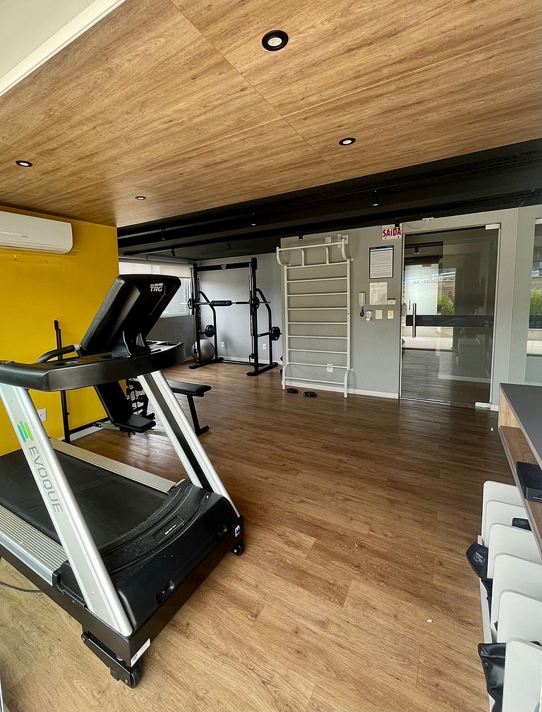 Studio Moderno poucos passos da Vila Germânica