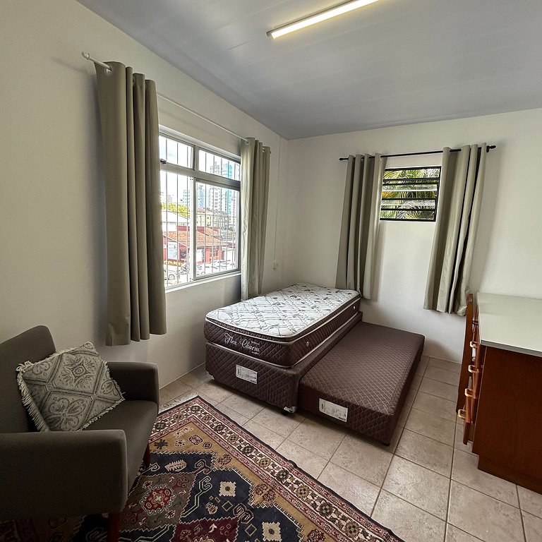 Kitnet bem localizada no centro de Blumenau