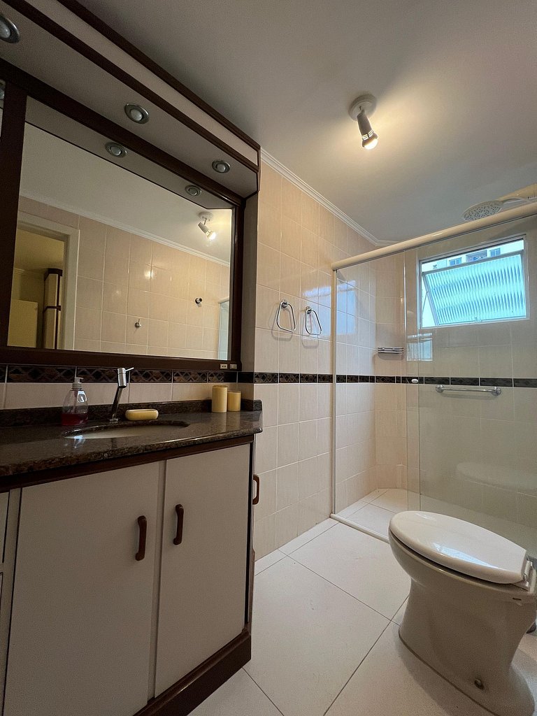 Apto em BC – 3 Dormitórios com Suíte e Garagem