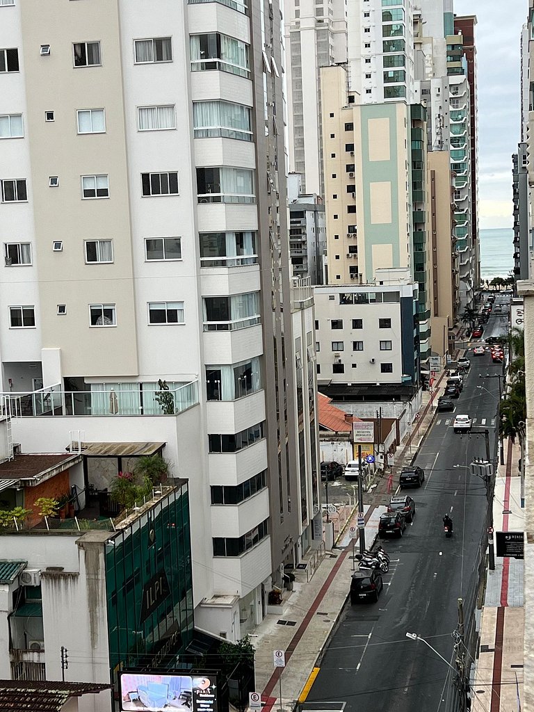 Apto em BC – 3 Dormitórios com Suíte e Garagem