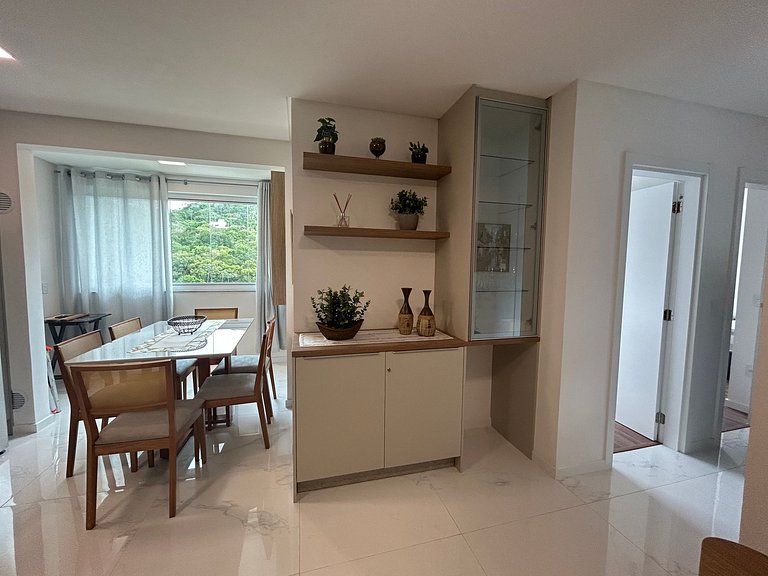 Apto Suíte + 2 Quartos| Churrasqueira| Garagem