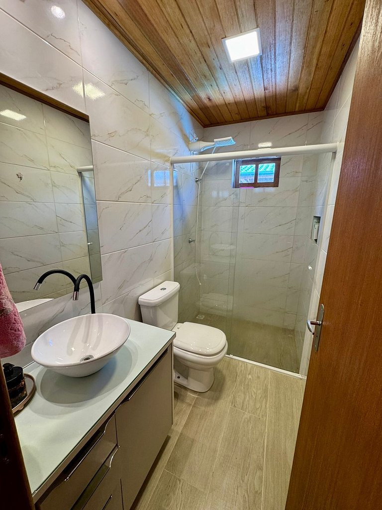 Casa com Piscina próxima Praia da Ilhota Itapema