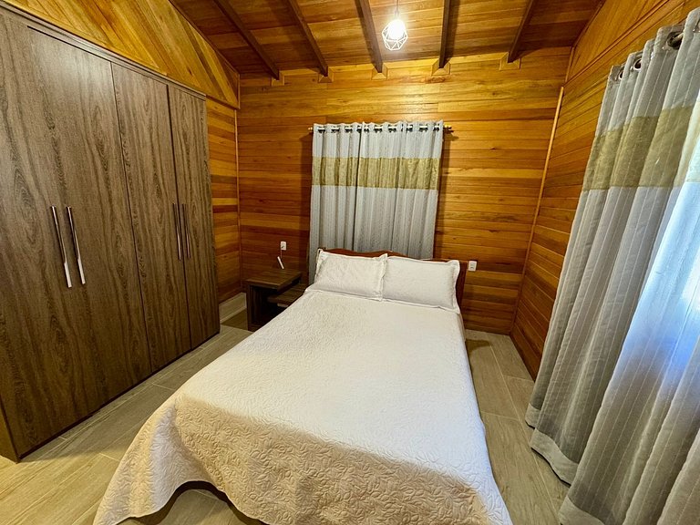 Casa com Piscina próxima Praia da Ilhota Itapema