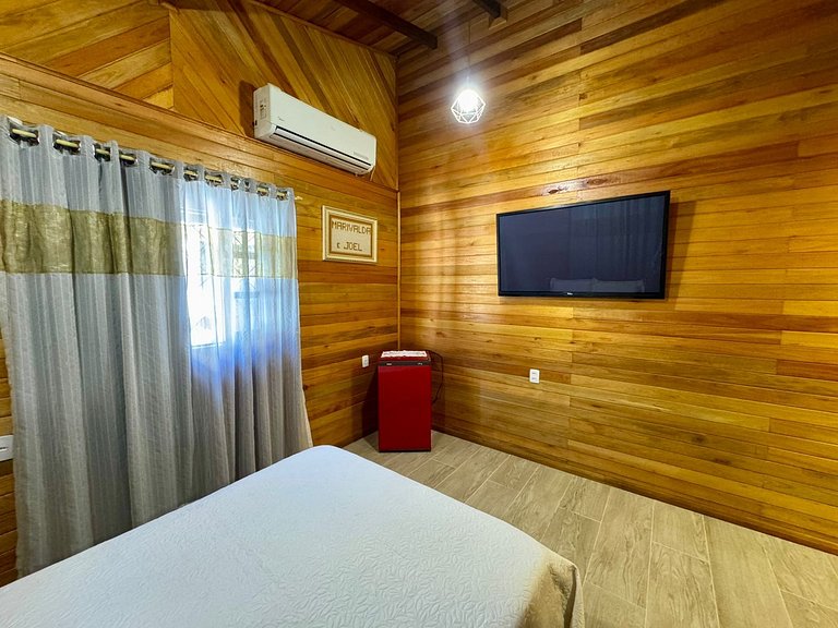 Casa com Piscina próxima Praia da Ilhota Itapema