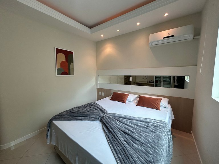 Apto Almeida e Moraes 3 Suítes c/churrasqueira Meia Praia