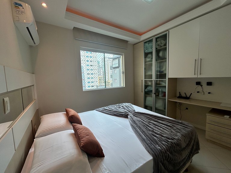 Apto Almeida e Moraes 3 Suítes c/churrasqueira Meia Praia