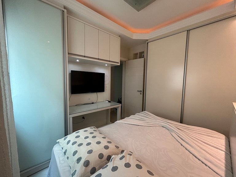 Apto Almeida e Moraes 3 Suítes c/churrasqueira Meia Praia