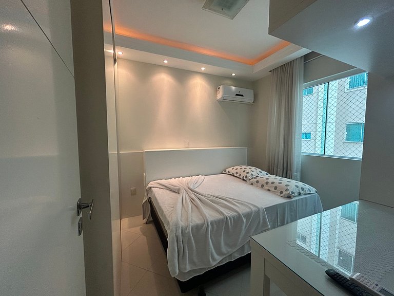 Apto Almeida e Moraes 3 Suítes com churrasqueira Meia Praia