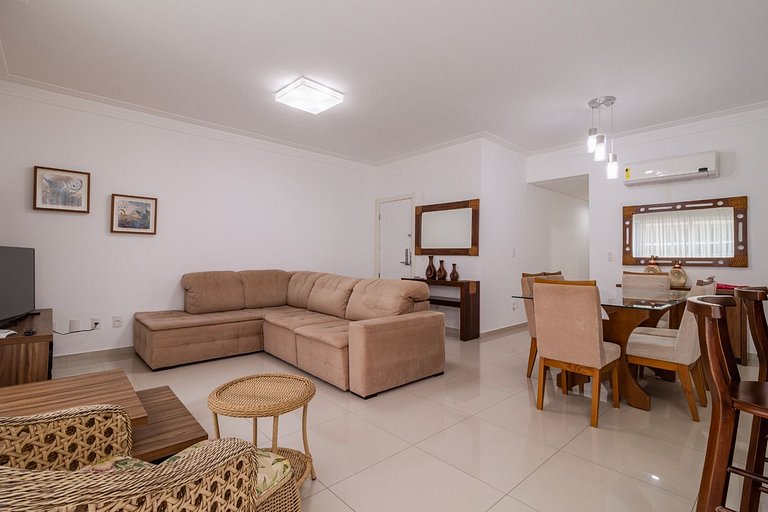 Apto Almeida e Moraes 3 Suítes Meia Praia