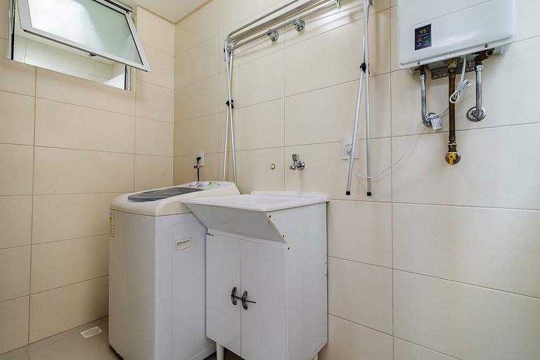 Apto Almeida e Moraes 3 Suítes Meia Praia