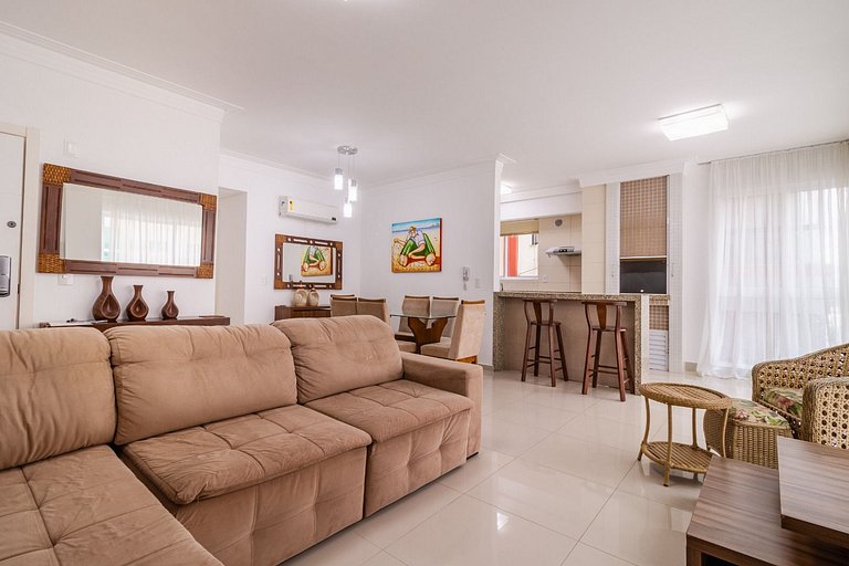 Apto Almeida e Moraes 3 Suítes Meia Praia