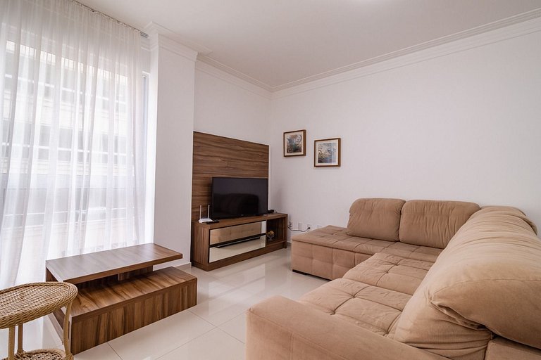 Apto Almeida e Moraes 3 Suítes Meia Praia