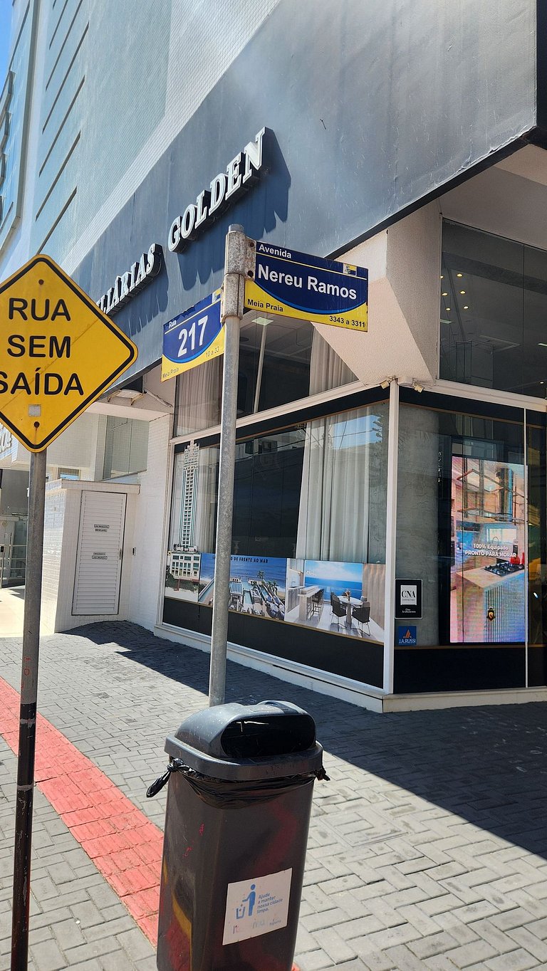 Apto Almeida e Moraes 3 Suítes vista mar