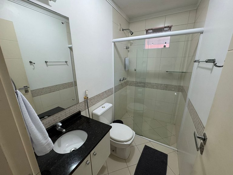 Apartamento 3 Suítes Vila do Mar Meia Praia