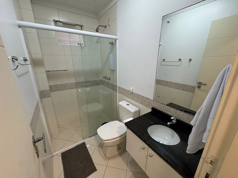 Apartamento 3 Suítes Vila do Mar Meia Praia