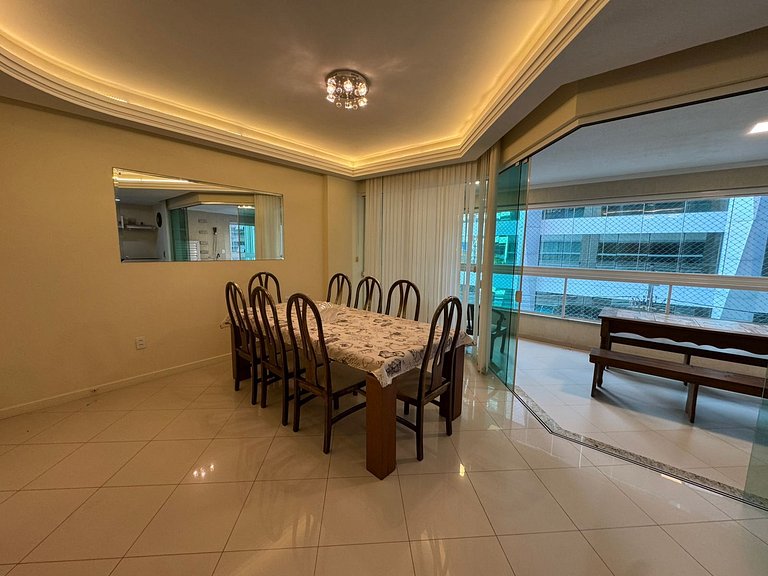 Apartamento 3 Suítes Vila do Mar Meia Praia