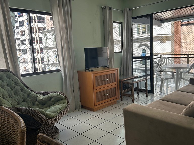 Apto 2 Quartos Meia Praia próximo Shopping Russi