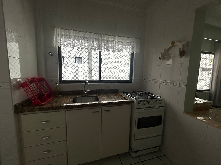 Apto 2 Quartos Meia Praia próximo Shopping Russi