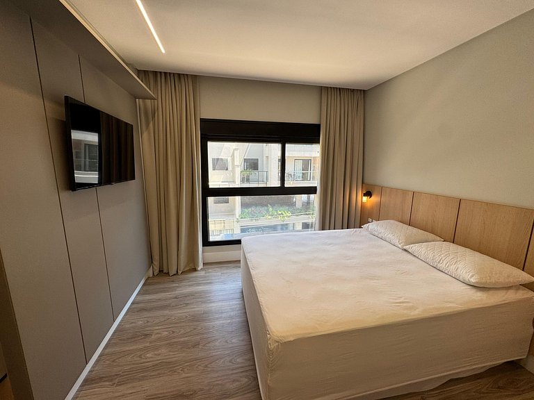 Apto Duplex canto grande Bombinhas