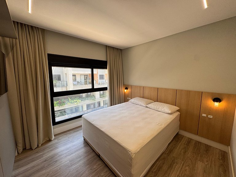 Apto Duplex canto grande Bombinhas