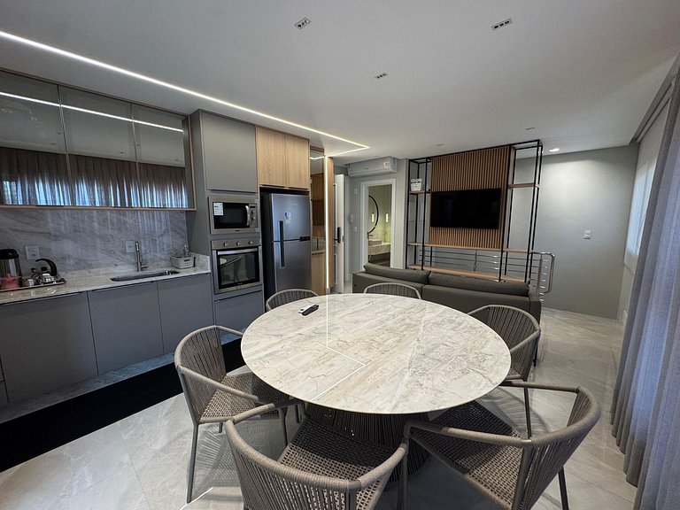 Apto Duplex canto grande Bombinhas