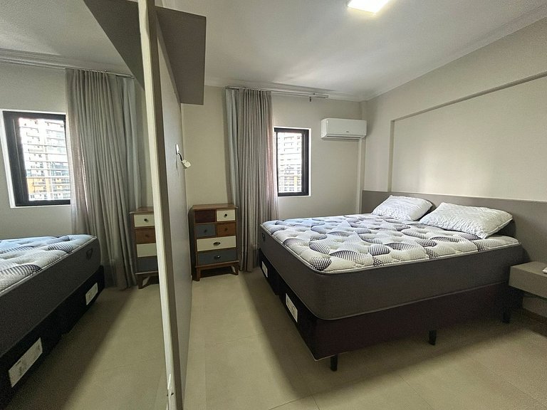 Apto Moderno com garagem passos da Vila Germânica