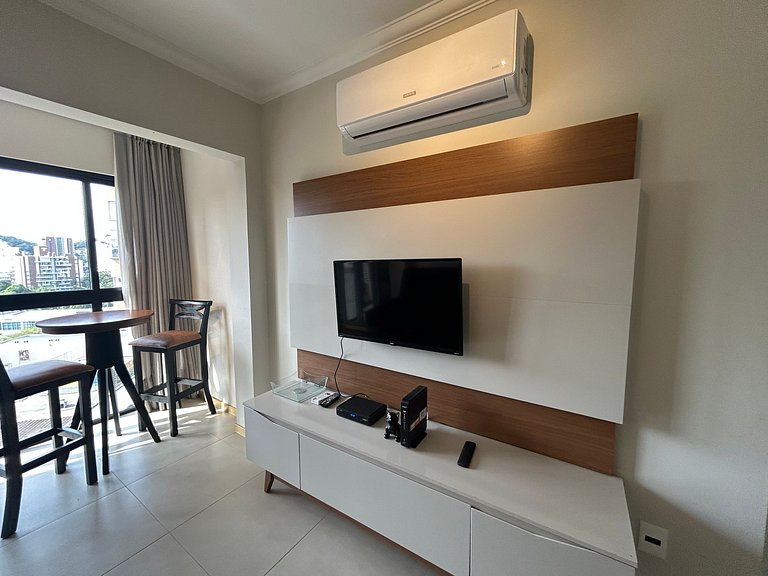 Apto Moderno com garagem passos da Vila Germânica