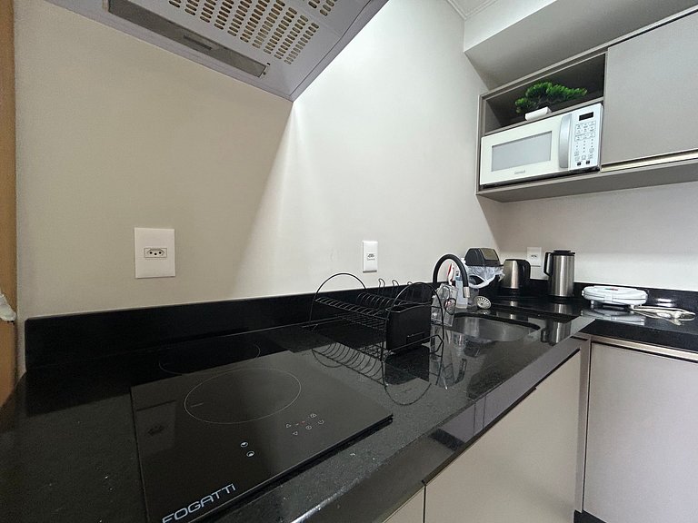 Apto Moderno com garagem passos da Vila Germânica