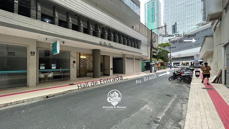 Apto 2 Quartos, Ar, garagem e Praia Central a Pé