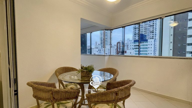 Apto passos da Avenida Brasil e praia de BC