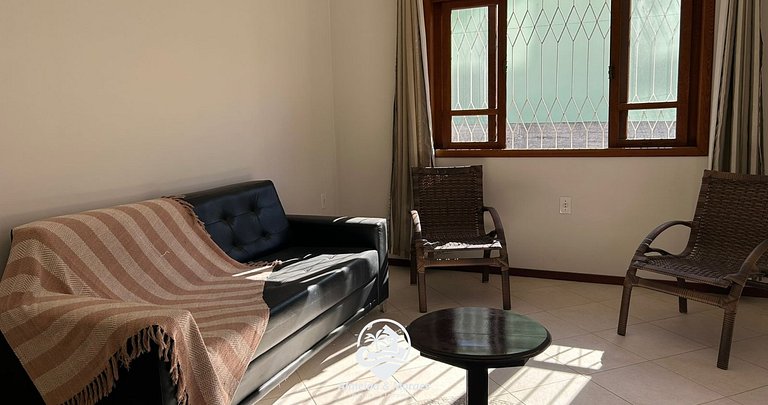 Casa perto da Praia em Porto Belo