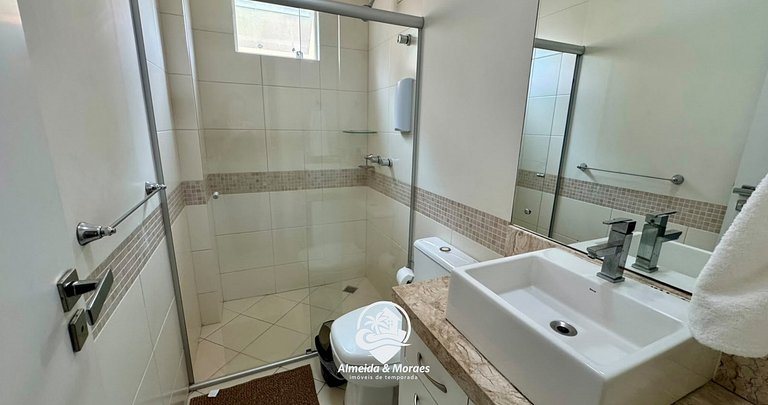 Meia Praia com estilo! 3 suítes, churrasqueira e garagem